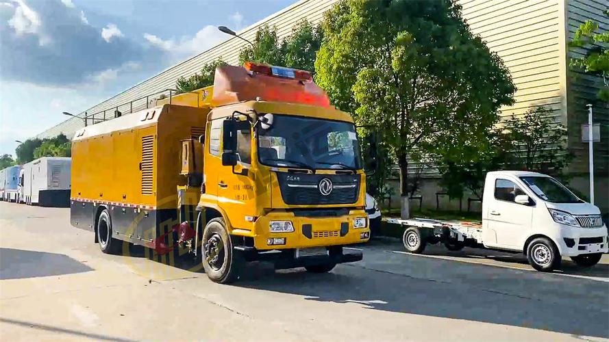 东风防汛排涝救险车